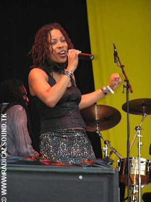 Beres Hammond - Reggae Sundance 2004-11