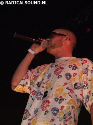 Collie Buddz two 77 splash 2007 002