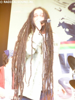 Damian Marley - two 77 splash 2006 010