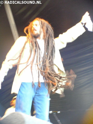 Damian Marley - two 77 splash 2006 012
