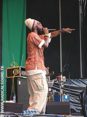 Kulcha Knox - Reggae Sundance 2004-02