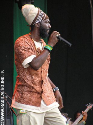 Kulcha Knox - Reggae Sundance 2004-09
