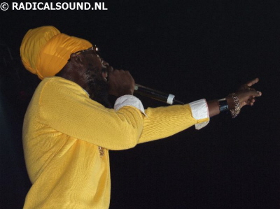 Sizzla Two 77 splash 2007 007