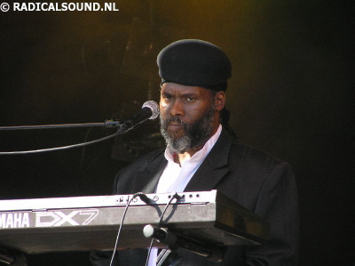 Skatronics @ Reggae Geel 2005 012